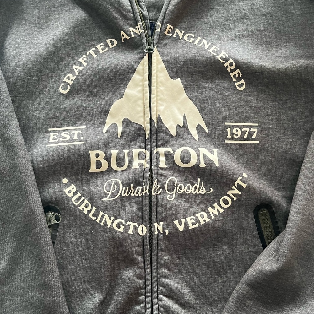 Burton full zip sweater, size medium, forest green in colour